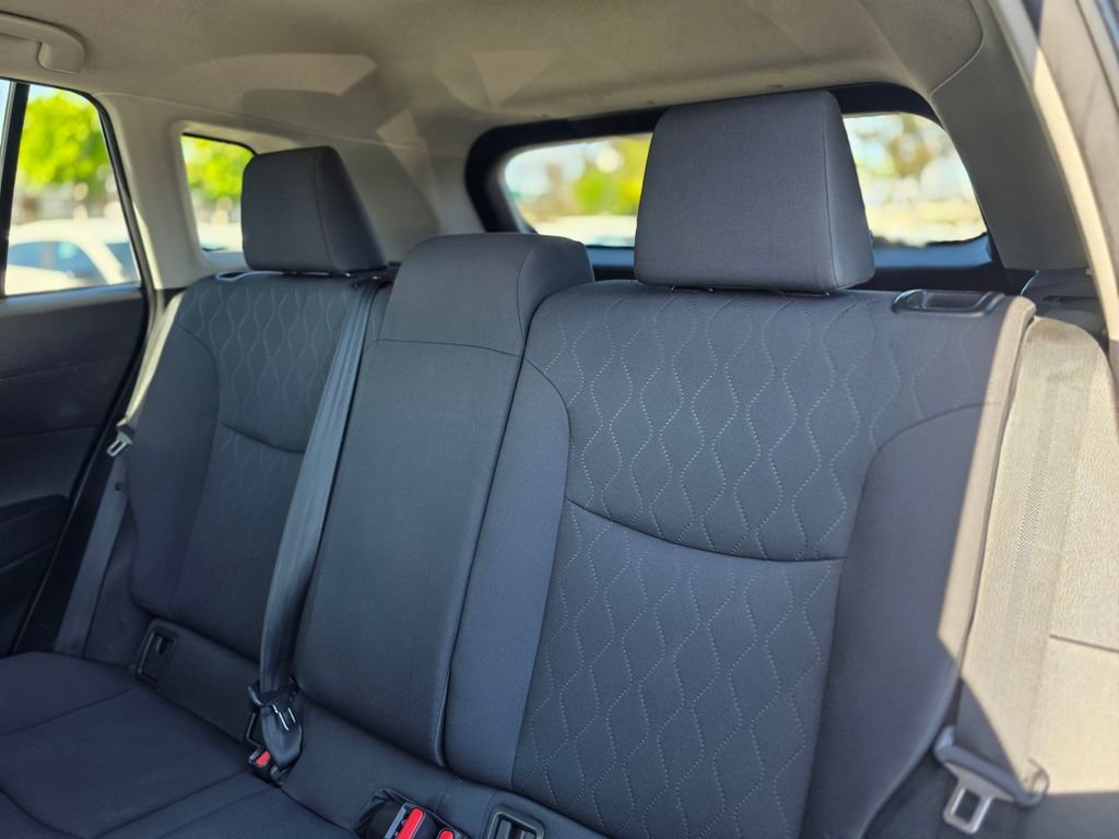 Used 2022 Toyota Corolla Cross LE FWD image 15