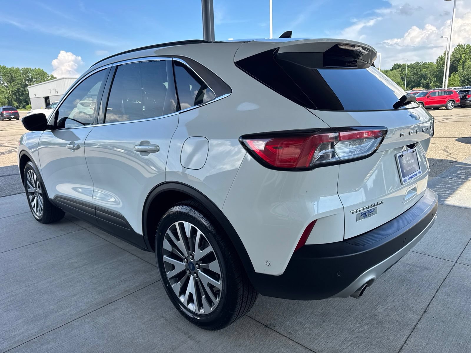 Certified 2020 Ford Escape Titanium AWD/4WD image 5