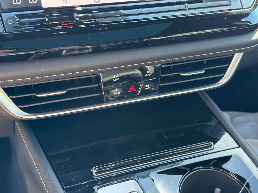 New 2026 Volkswagen Atlas Cross Sport SEL Premium R-Line image 19