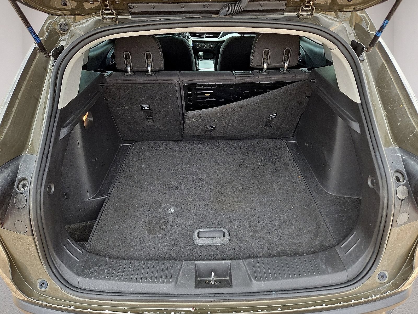 Used 2024 Chevrolet Trax LS FWD image 13