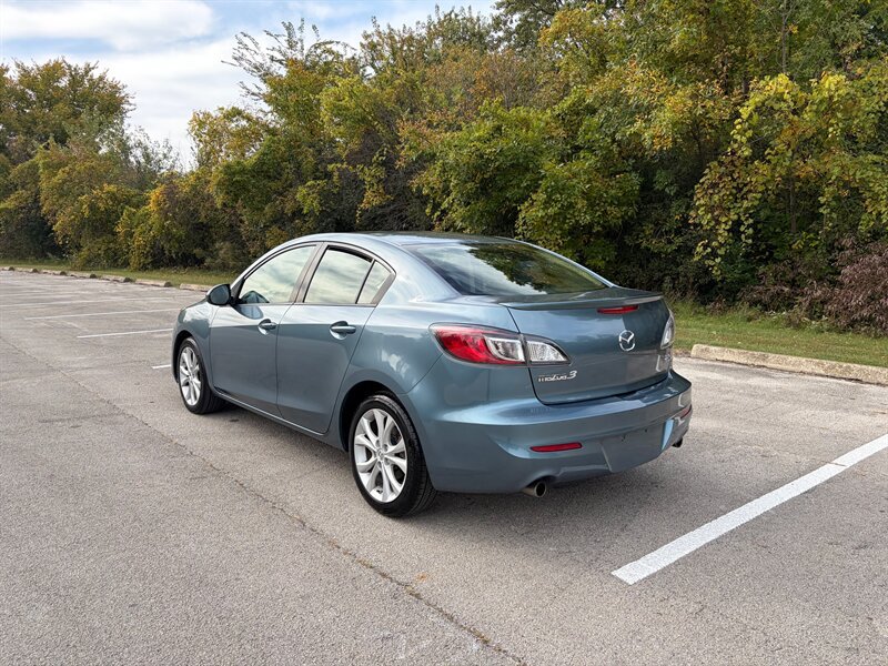 Used 2010 MAZDA MAZDA3 s Sport FWD image 3