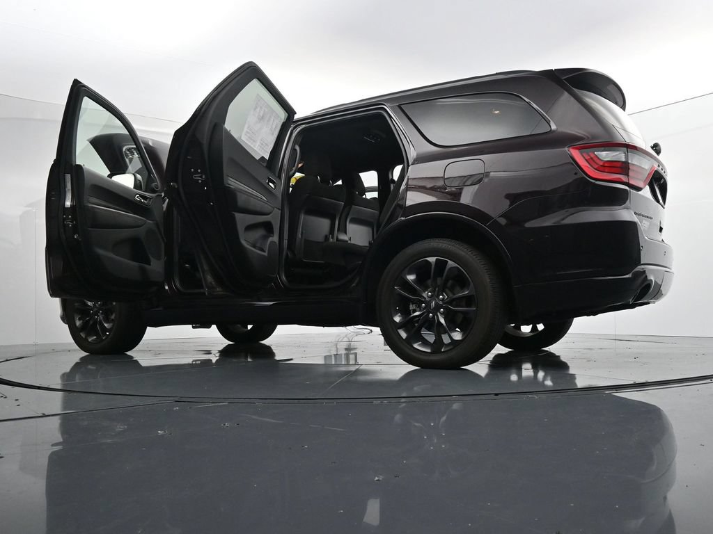 Used 2024 Dodge Durango R/T w/ Blacktop Package AWD/4WD image 44