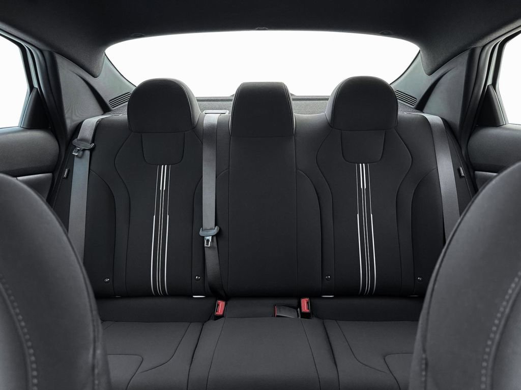 New 2025 Hyundai Elantra SEL image 16