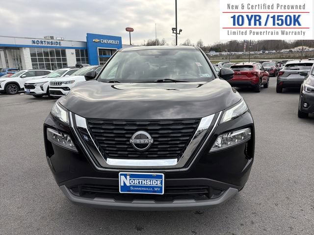Used 2023 Nissan Rogue SV image 2