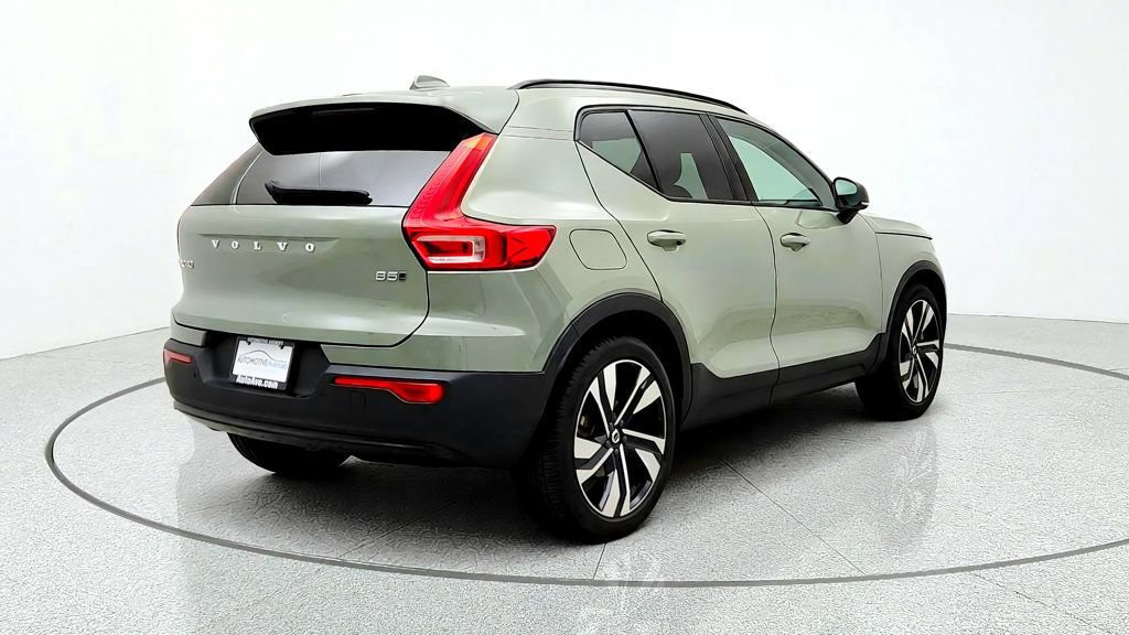 Used 2023 Volvo XC40 B5 Plus w/ Climate Package AWD/4WD image 5