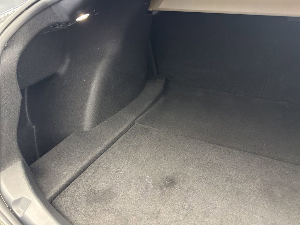 Used 2023 Tesla Model 3 Standard Range image 34