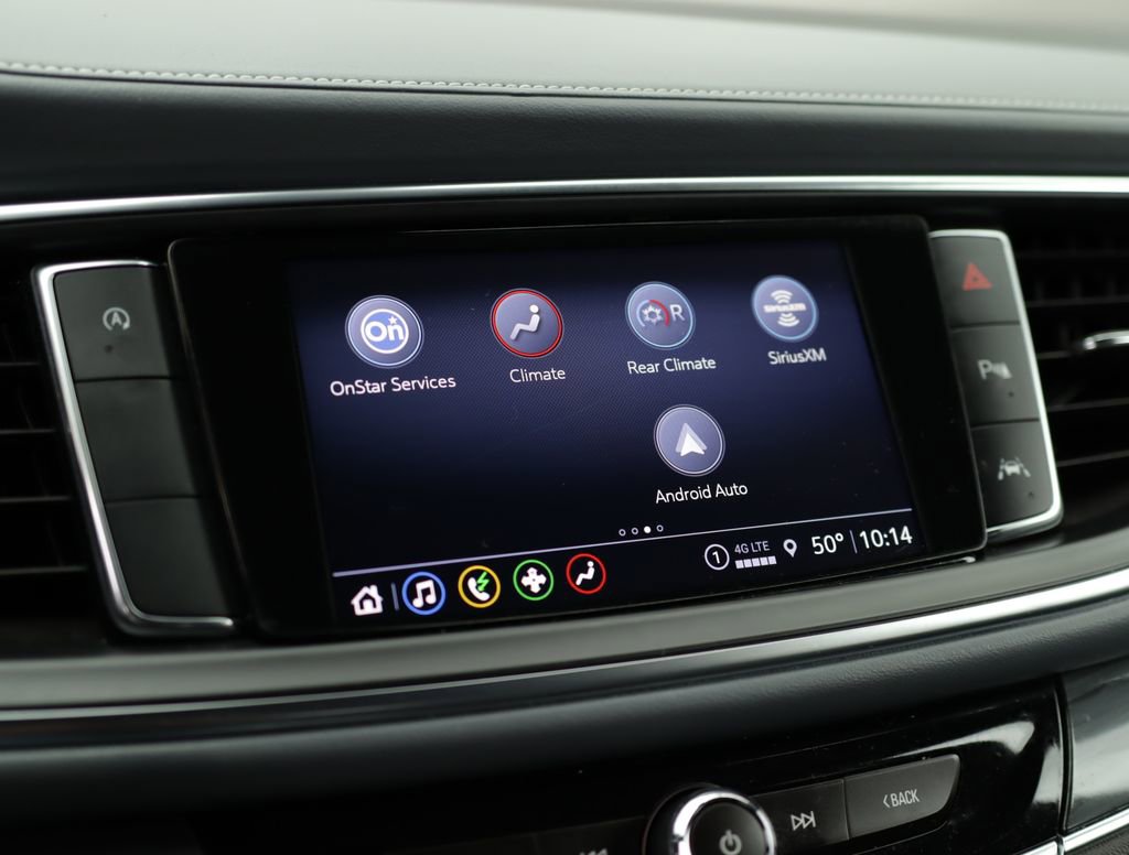 Used 2023 Buick Enclave Essence w/ Sport Touring Edition image 14