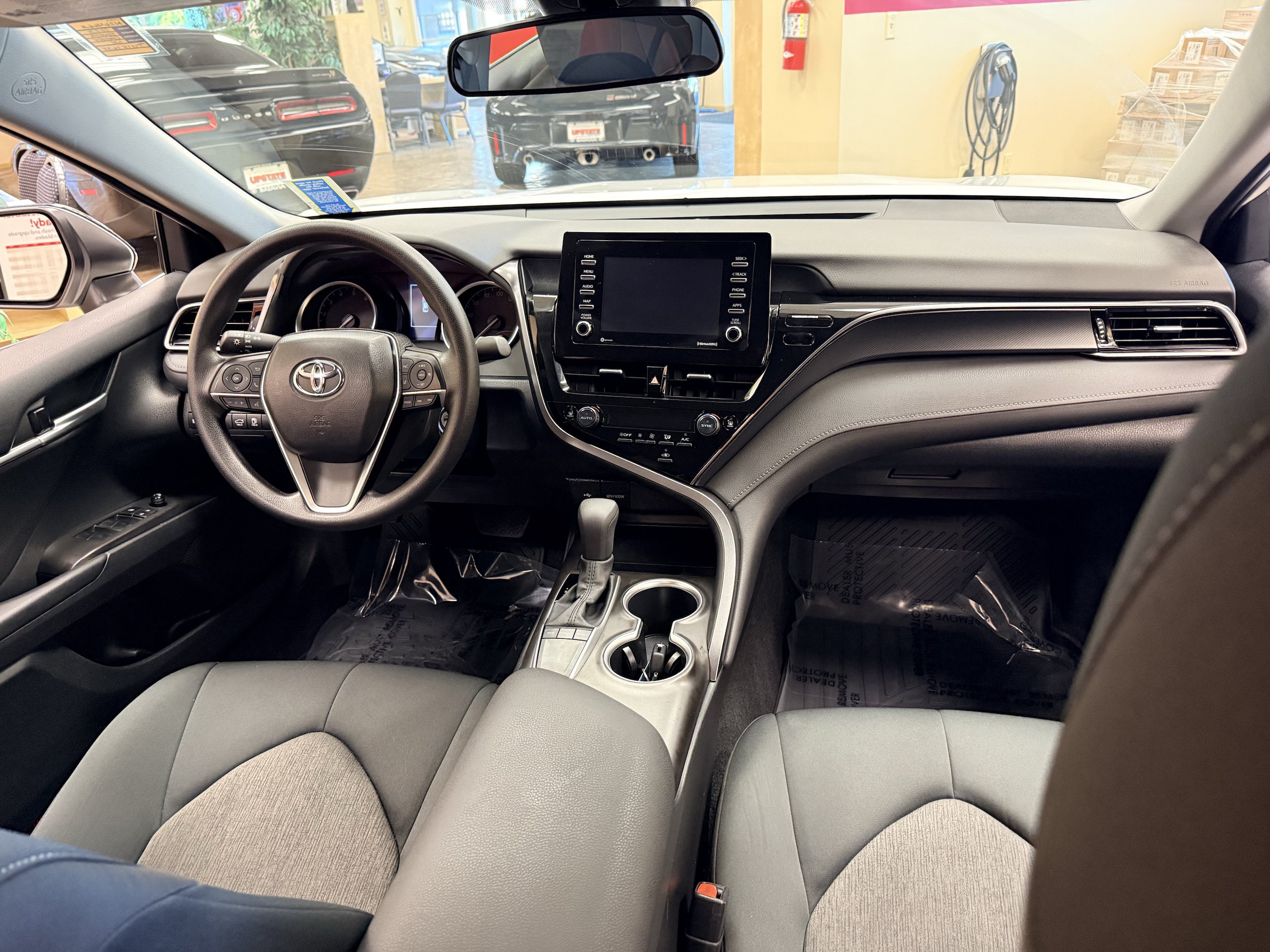 Used 2023 Toyota Camry LE FWD image 19