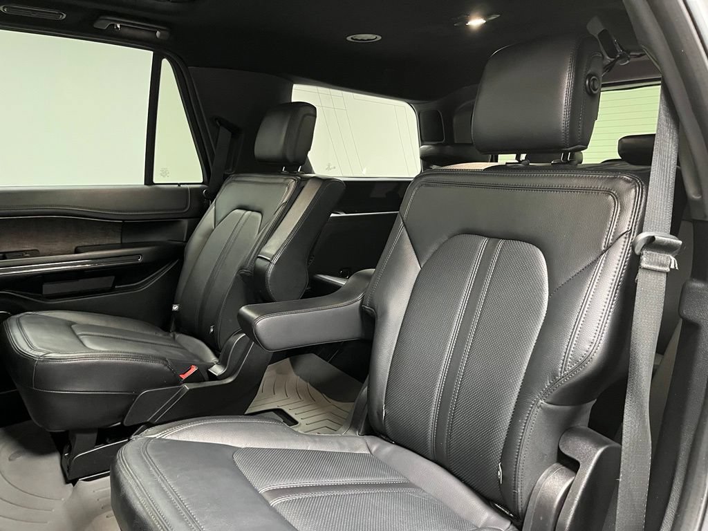 Used 2020 Ford Expedition Limited w/ Special Edition Package AWD/4WD image 47