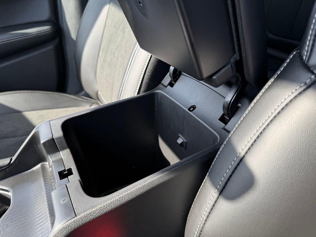 New 2025 Jeep Grand Cherokee Altitude image 25