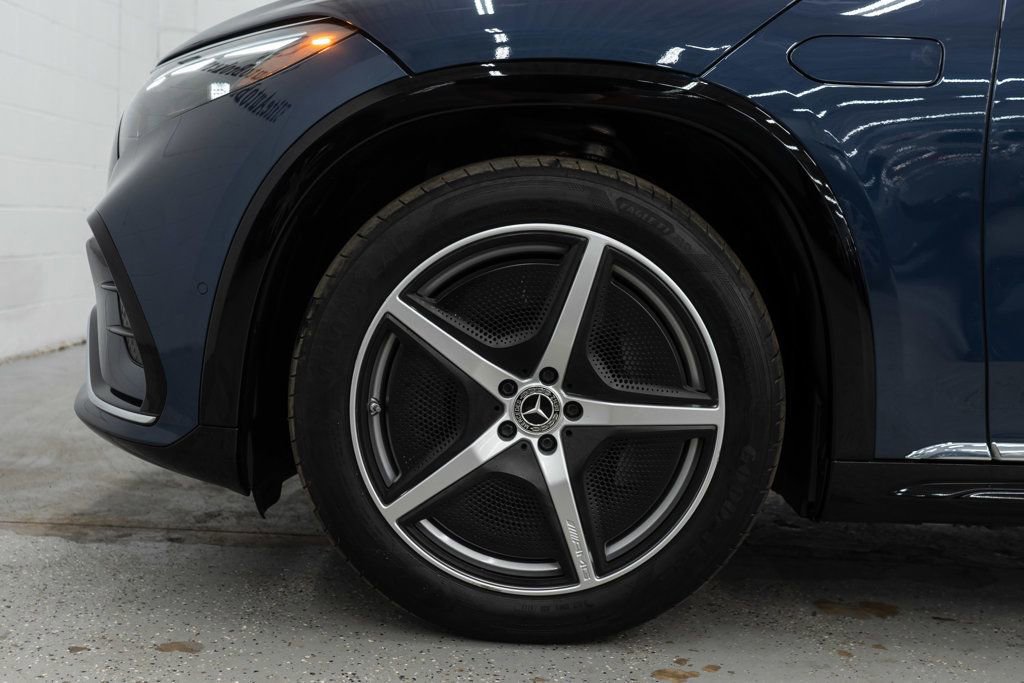 Used 2023 Mercedes-Benz EQS 450+ 4MATIC SUV w/ AMG Line Exterior Package image 40