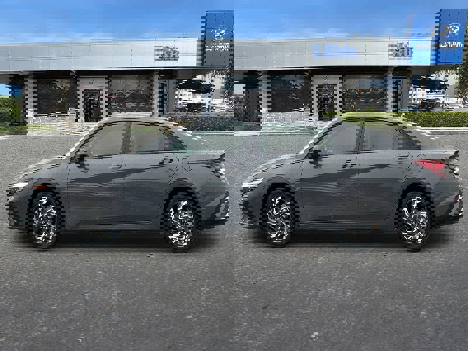 New 2025 Hyundai Elantra Sport image 6