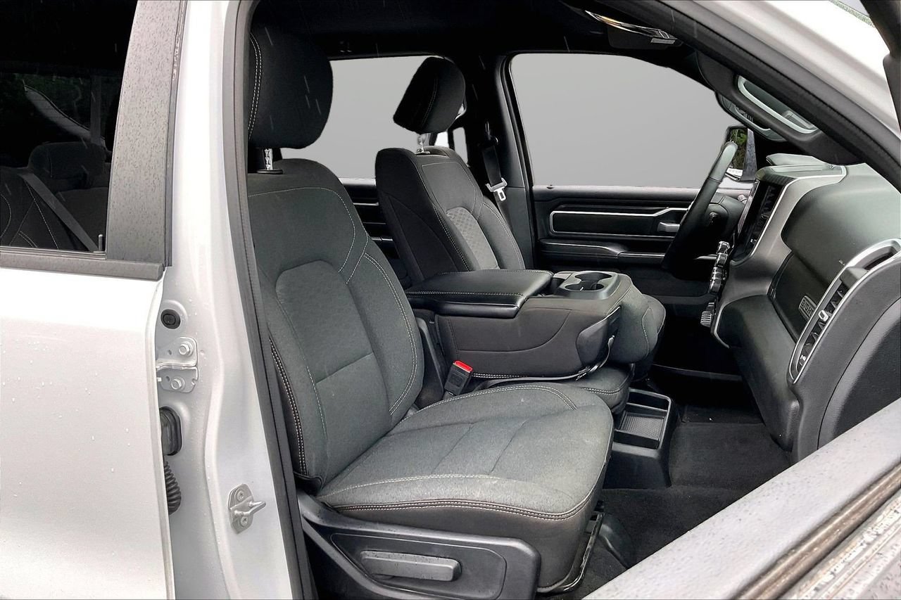 Used 2025 RAM 1500 Big Horn AWD/4WD image 23