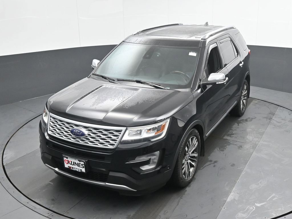 Used 2017 Ford Explorer Platinum image 42