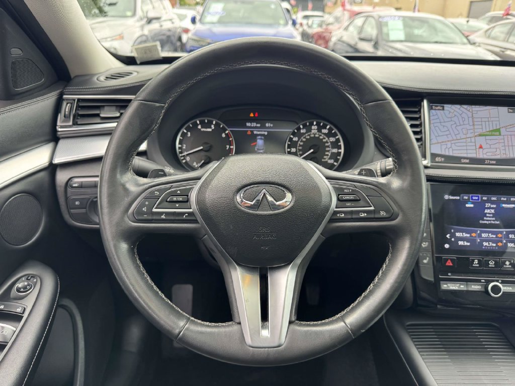 Used 2019 INFINITI QX50 Luxe w/ Navigation Package AWD/4WD image 13