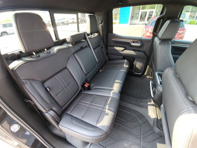 Used 2022 Chevrolet Silverado 1500 High Country w/ High Country Premium Package image 18