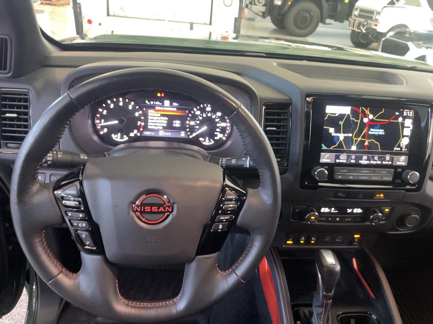 Used 2024 Nissan Frontier PRO-4X w/ Pro Premium Package AWD/4WD image 20