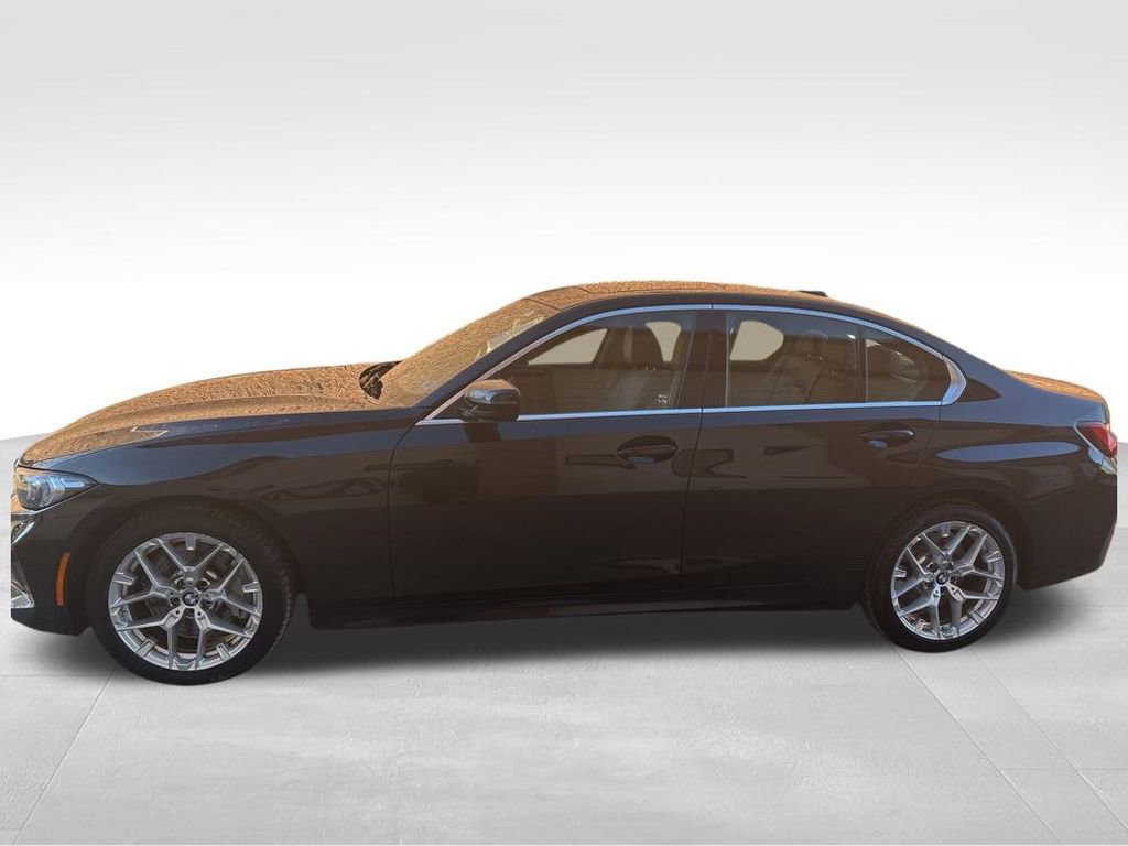 Used 2025 BMW 330i xDrive Sedan image 3