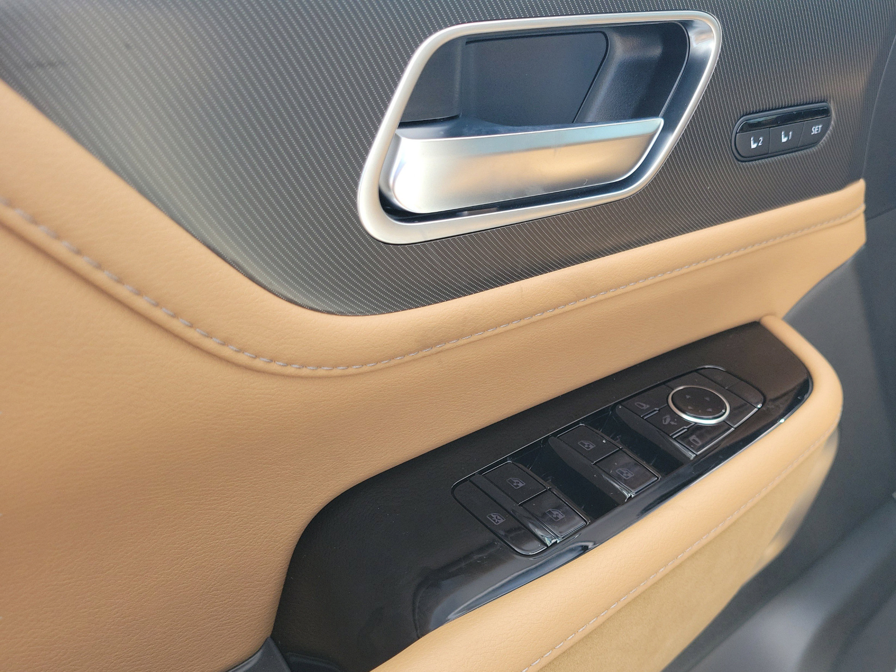 New 2027 INFINITI QX80 Luxe w/ Cargo Package RWD image 23