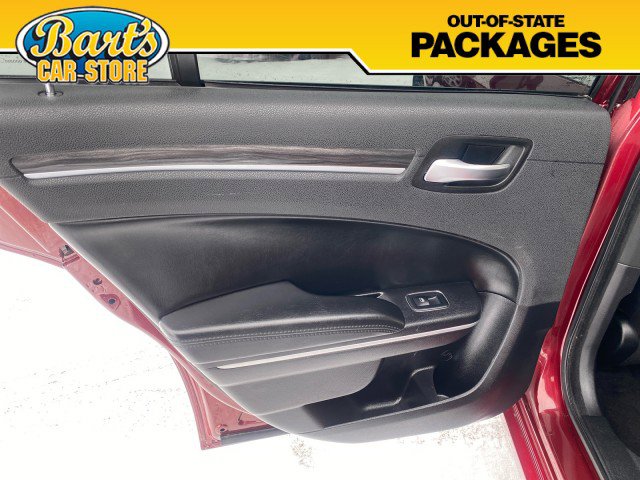 Used 2016 Chrysler 300 Limited RWD image 17