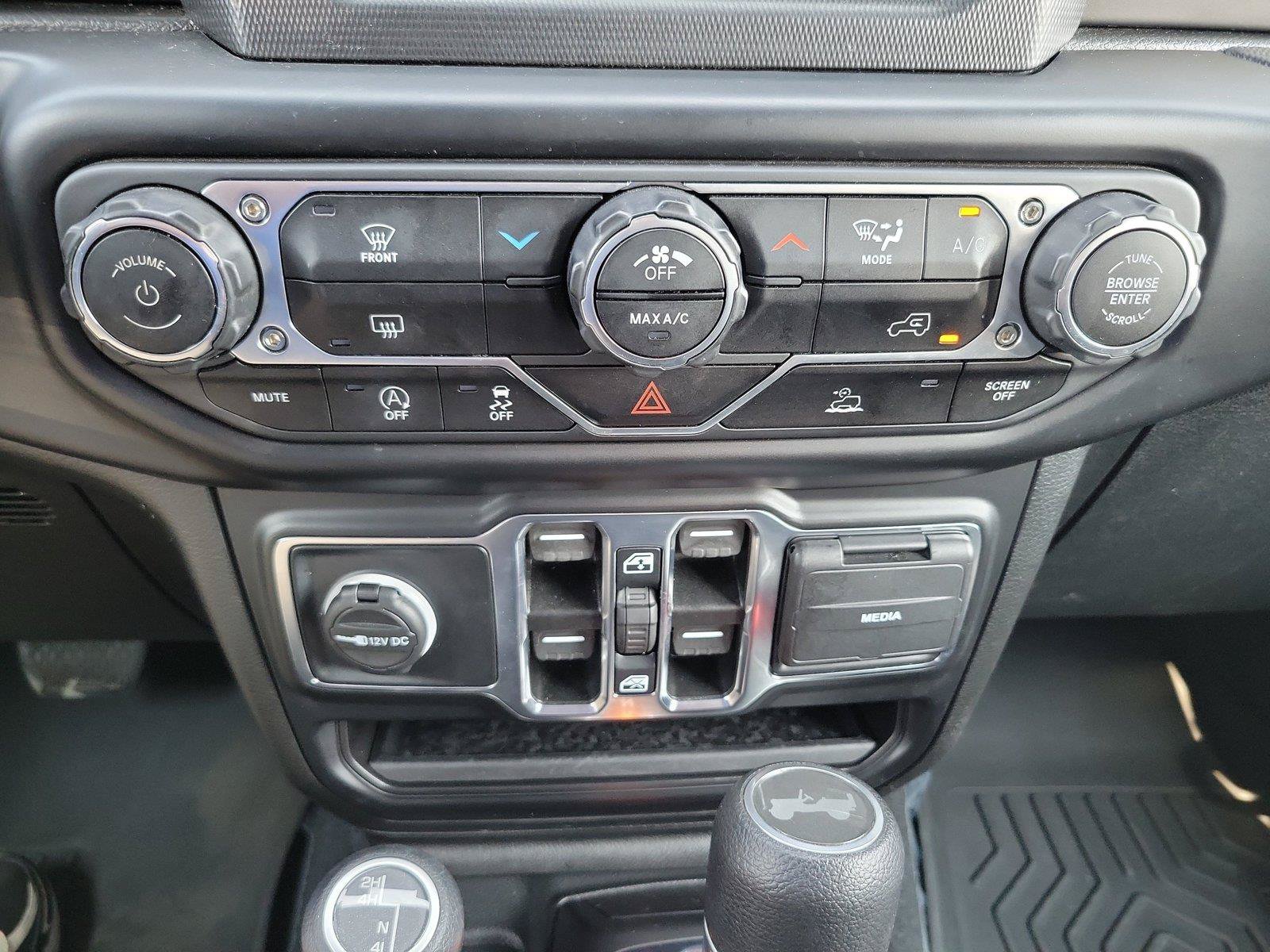 Used 2022 Jeep Wrangler Unlimited Sport AWD/4WD image 24