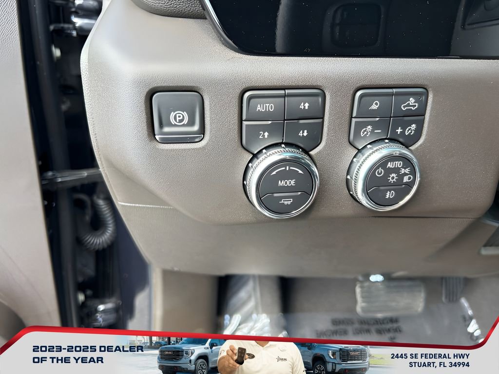 New 2025 GMC Sierra 2500 SLT w/ SLT Premium Package image 23