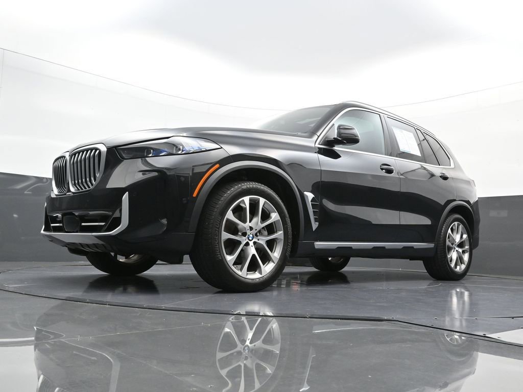 Used 2024 BMW X5 xDrive40i w/ Premium Package image 24