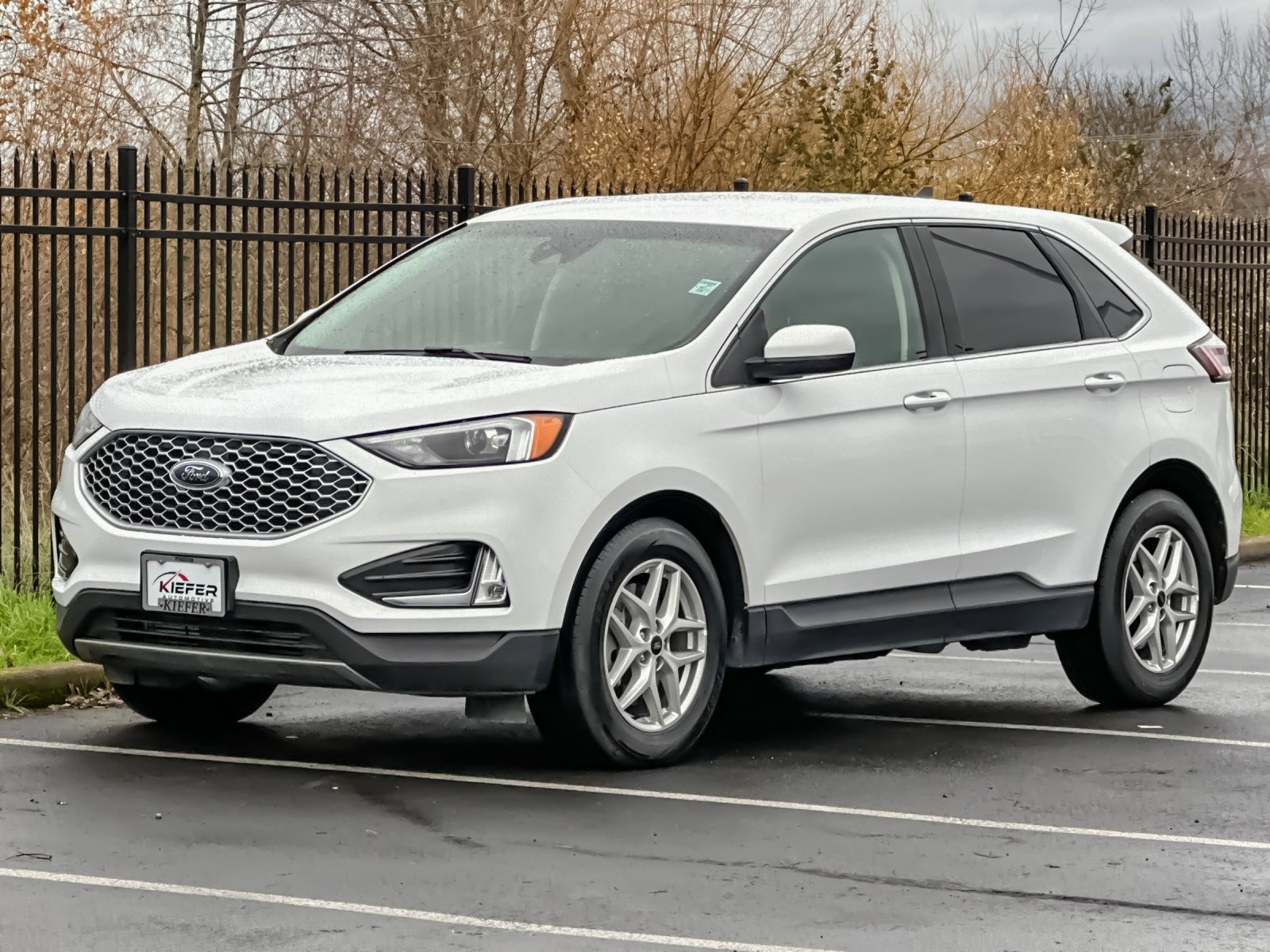 Used 2023 Ford Edge SEL image 8
