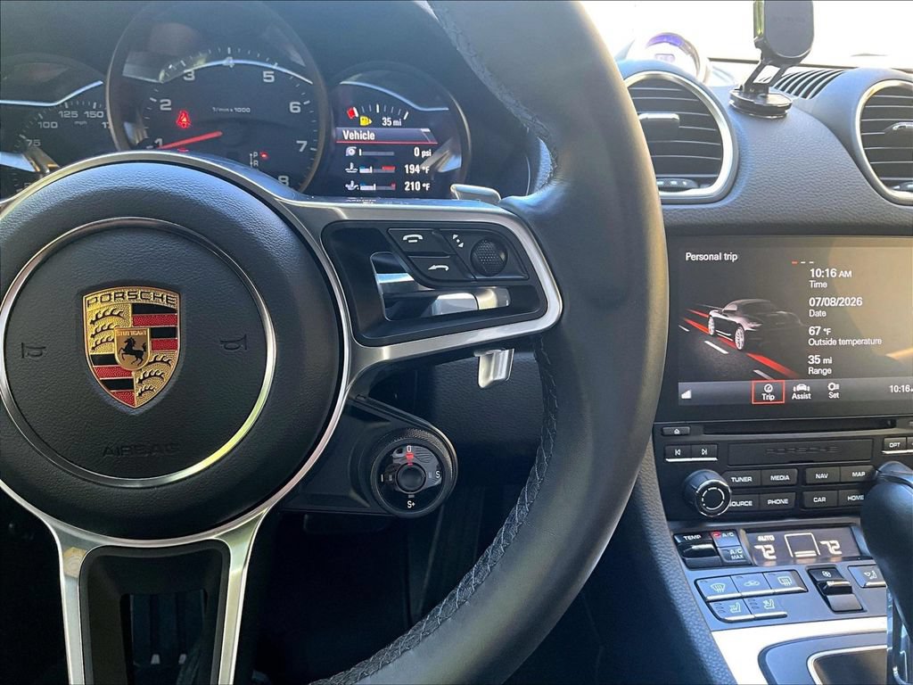 Certified 2024 Porsche 718 Boxster RWD image 22
