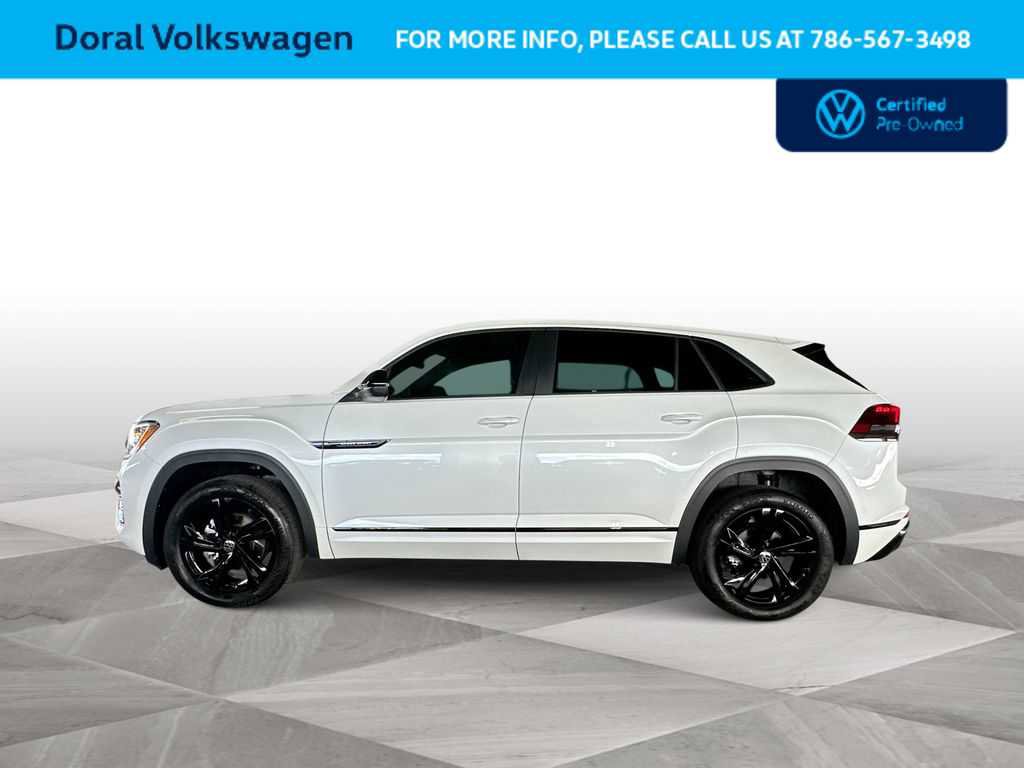 Used 2025 Volkswagen Atlas Cross Sport SEL R-Line AWD/4WD image 5
