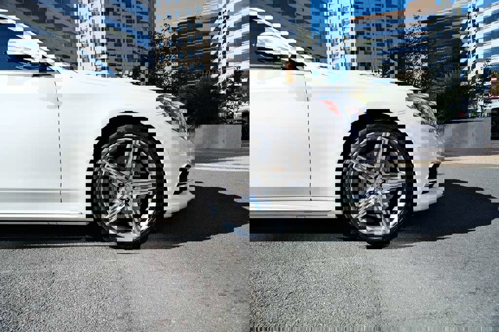 Used 2015 Mercedes-Benz S 550 Sedan image 15