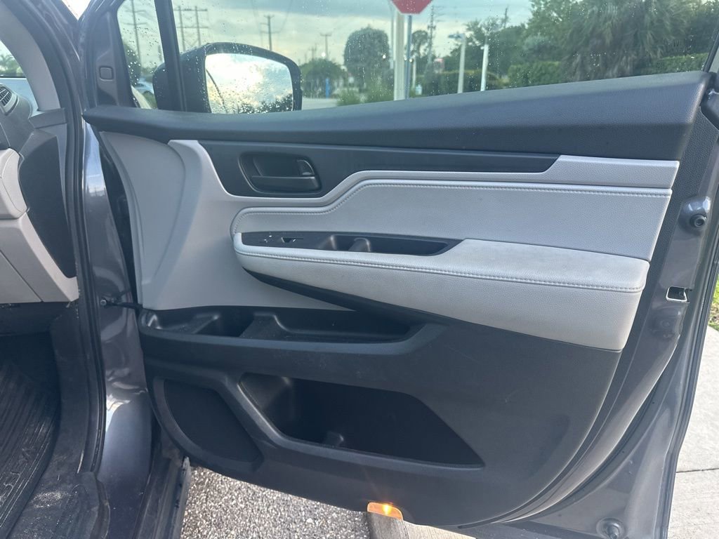 Used 2019 Honda Odyssey EX-L image 16