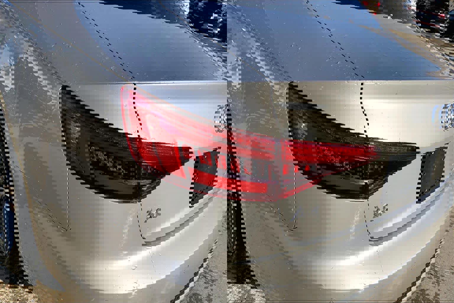 Used 2017 Audi A4 2.0T Premium Plus w/ Premium Plus Package image 27