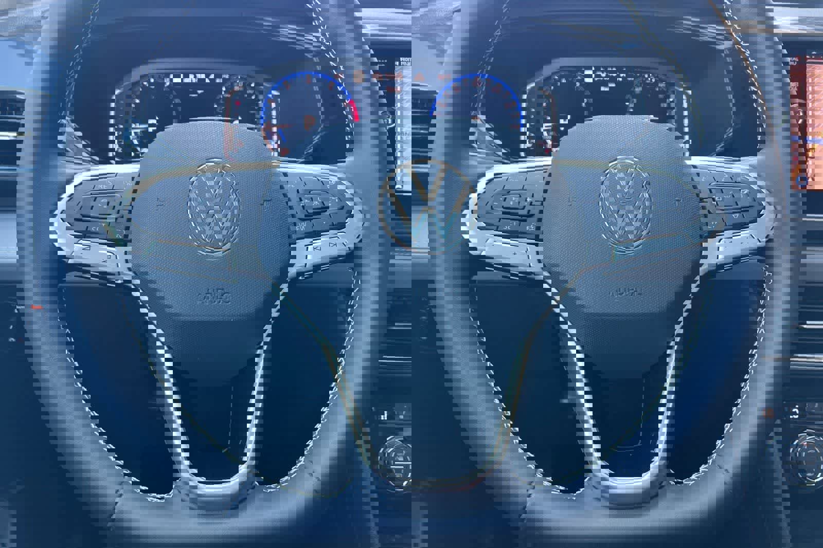 Used 2023 Volkswagen Taos SEL image 26