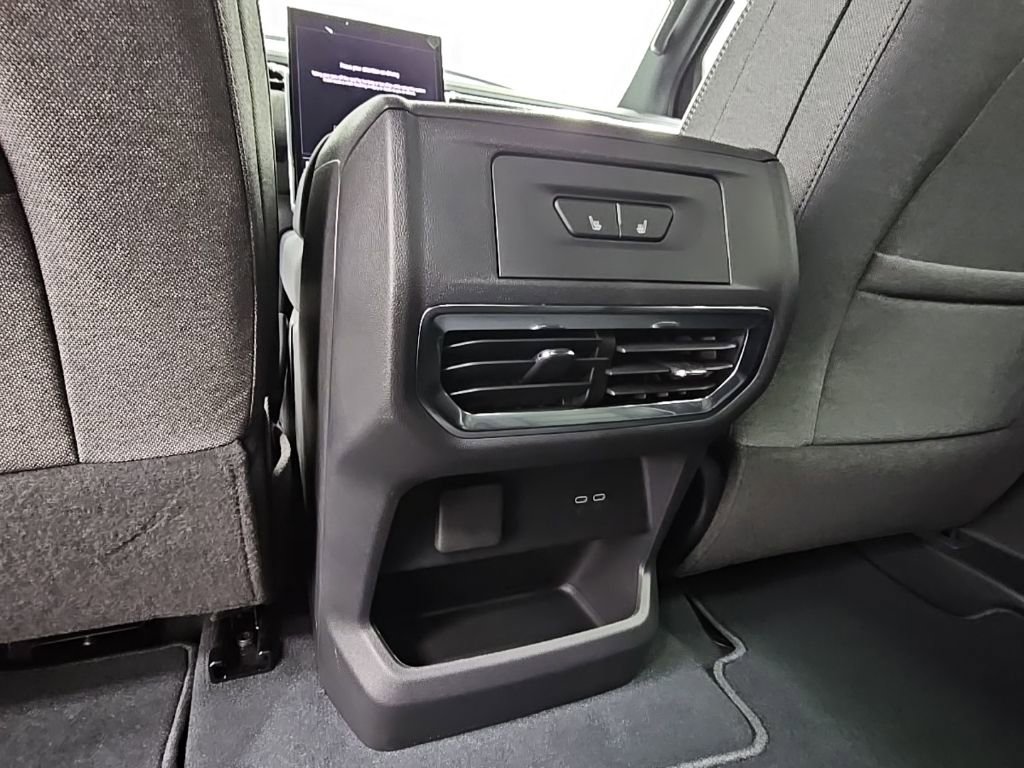 New 2026 GMC Sierra EV Elevation image 32