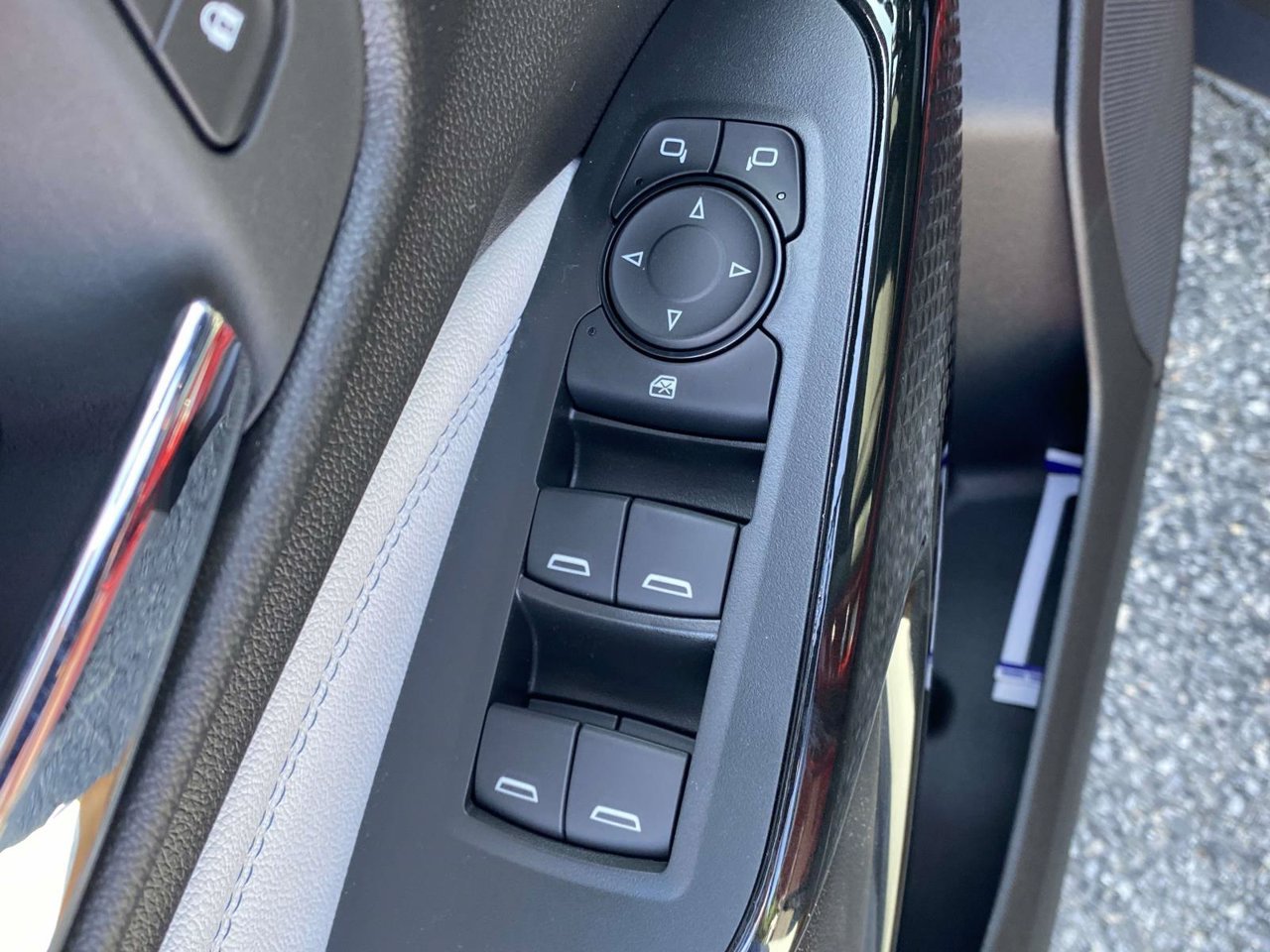 New 2026 Chevrolet Trax LT w/ Driver Confidence Package FWD image 16