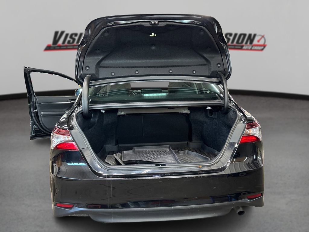 Used 2023 Toyota Camry LE image 11