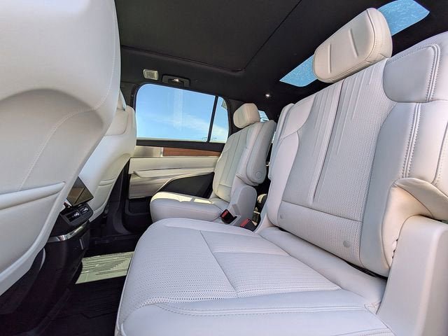 New 2026 Cadillac Vistiq Luxury image 14