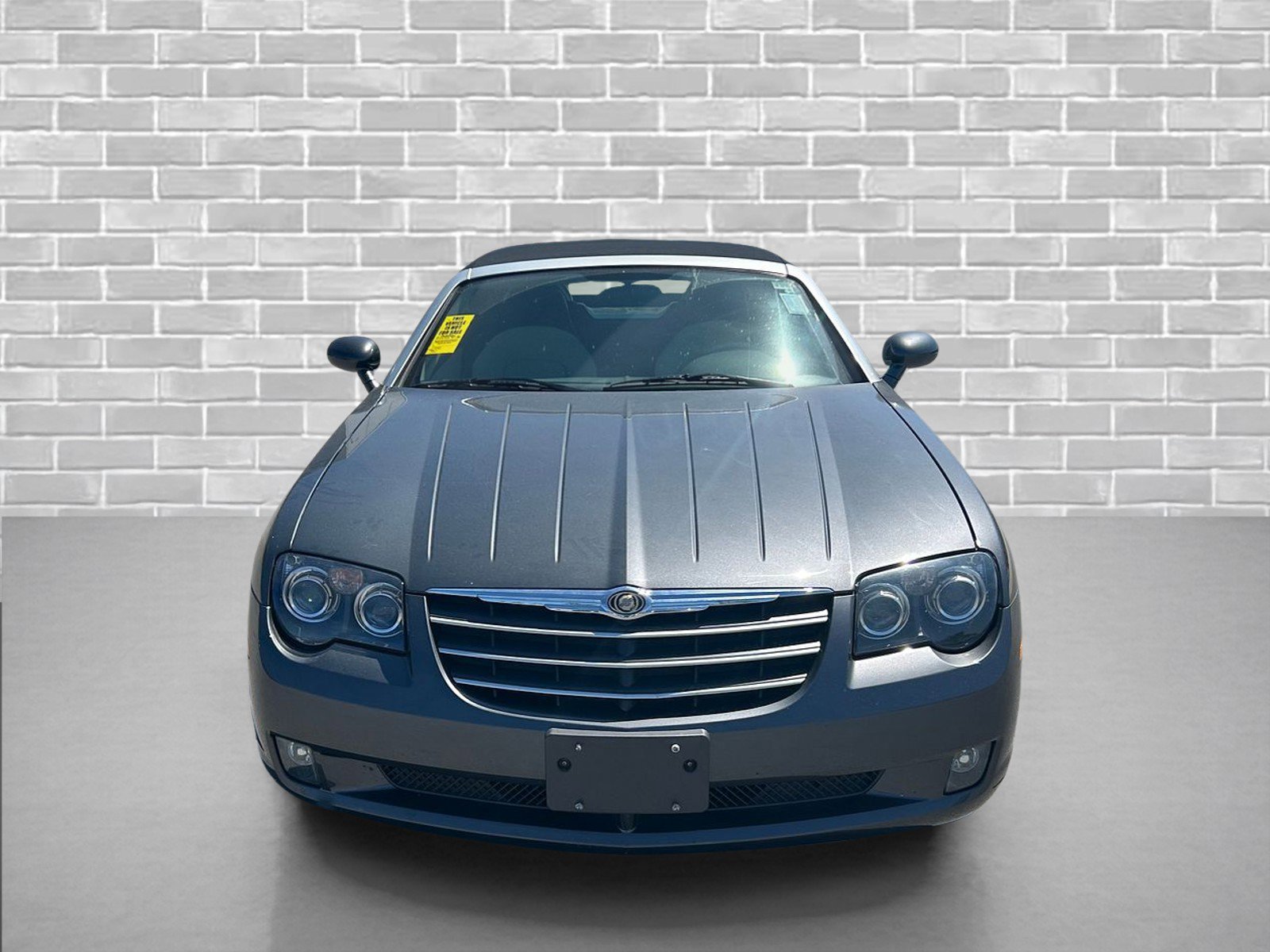 Used 2005 Chrysler Crossfire Limited RWD image 7
