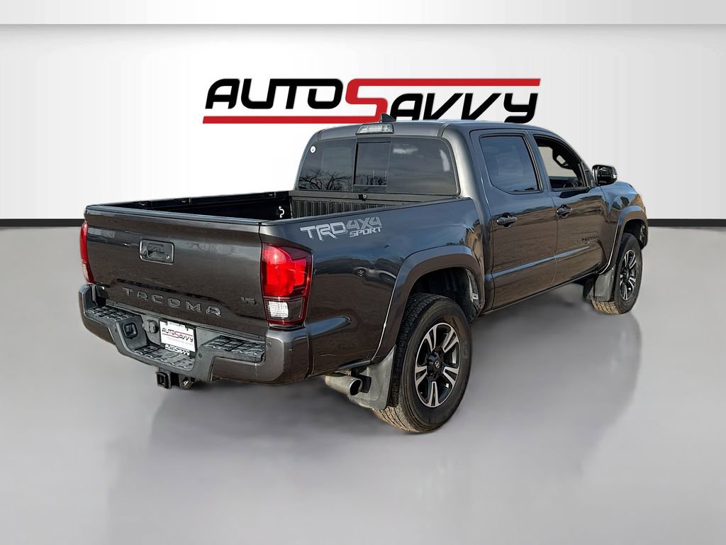 Used 2019 Toyota Tacoma TRD Sport image 7