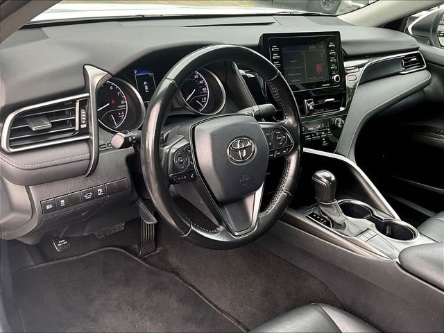 Used 2023 Toyota Camry SE FWD image 14