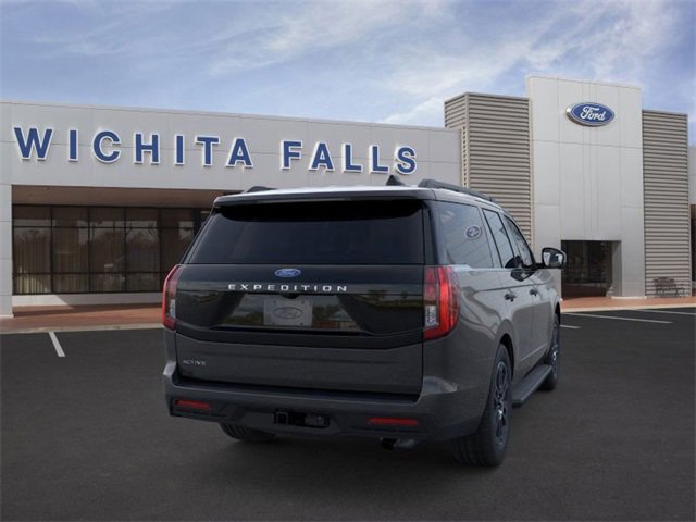 New 2025 Ford Expedition Active image 8