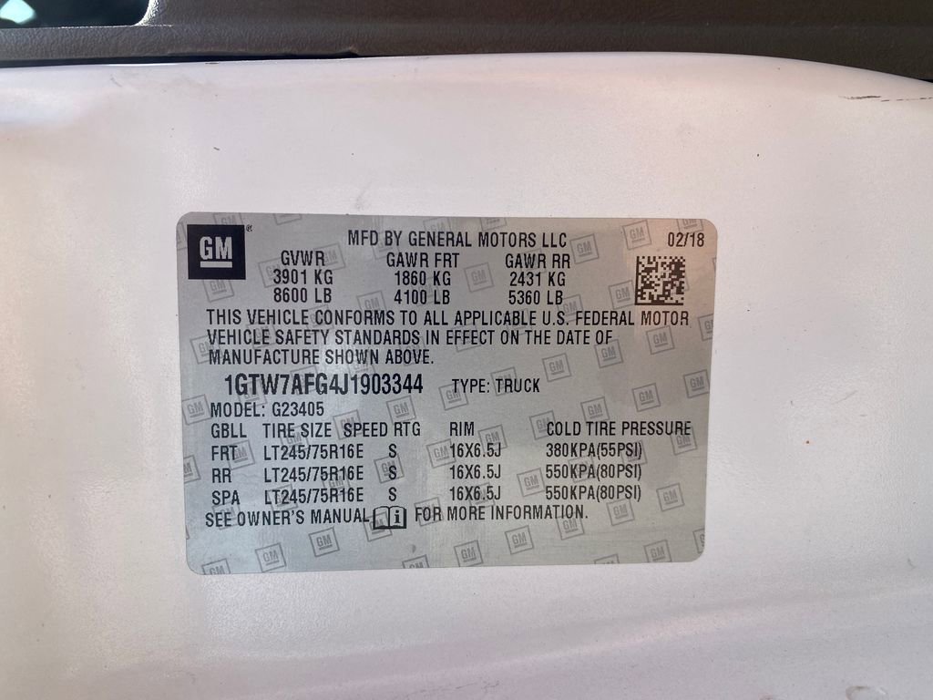 Used 2018 GMC Savana 2500 w/ Driver Convenience Package RWD image 25