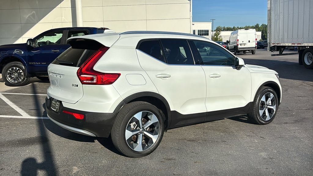 Certified 2025 Volvo XC40 B5 Core w/ Climate Package AWD/4WD image 28