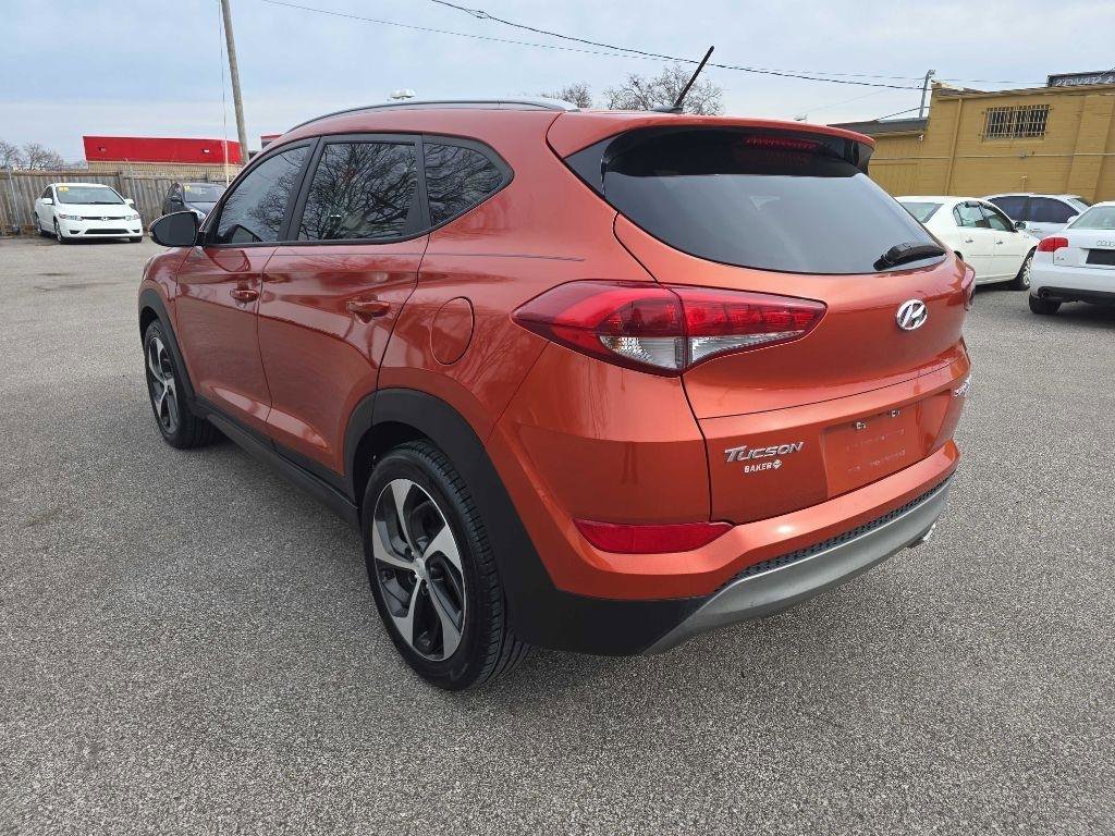 Used 2016 Hyundai Tucson Sport image 7