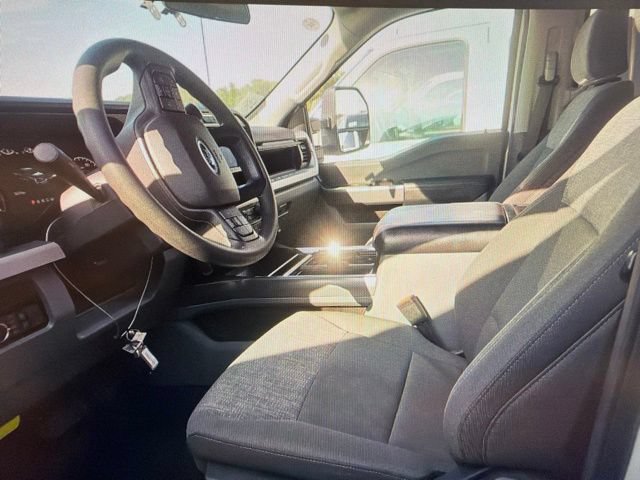 Used 2025 Ford F250 XLT w/ FX4 Off-Road Package AWD/4WD image 6