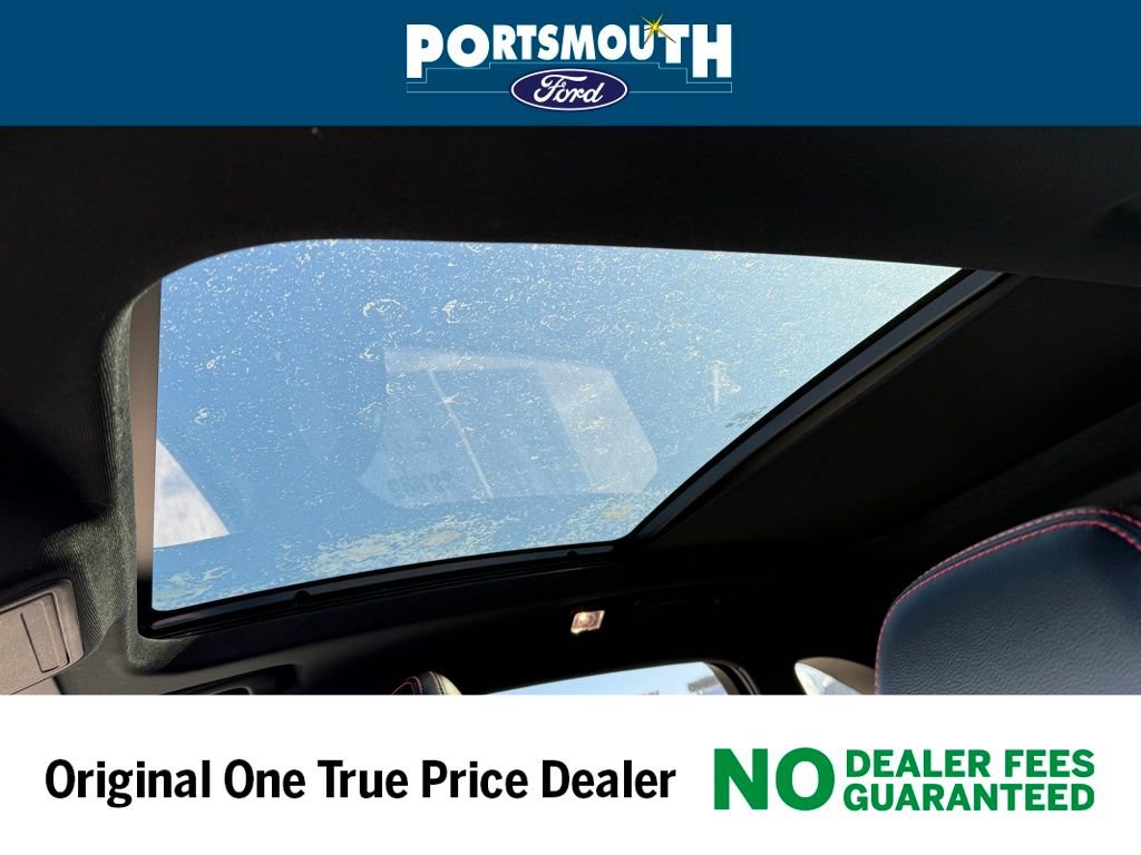 Used 2025 Ford Escape ST-Line Elite w/ Premium Technology Package image 8