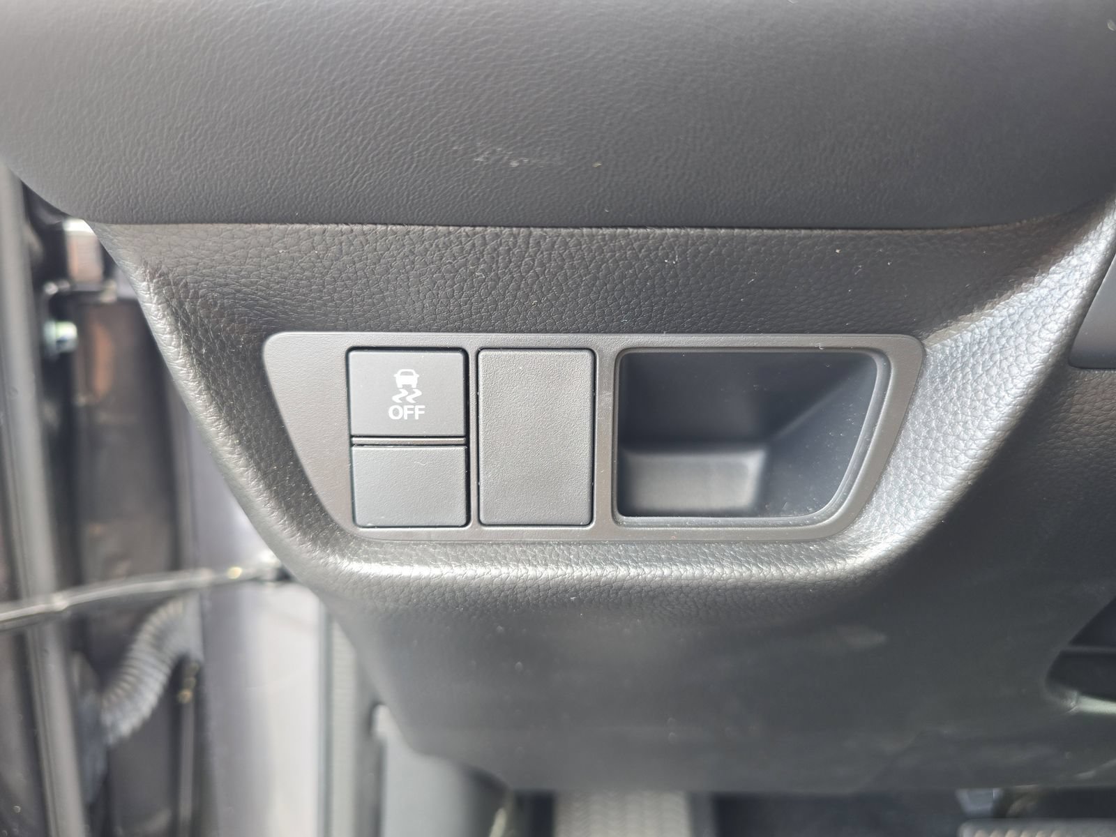 Certified 2025 Honda HR-V LX image 20