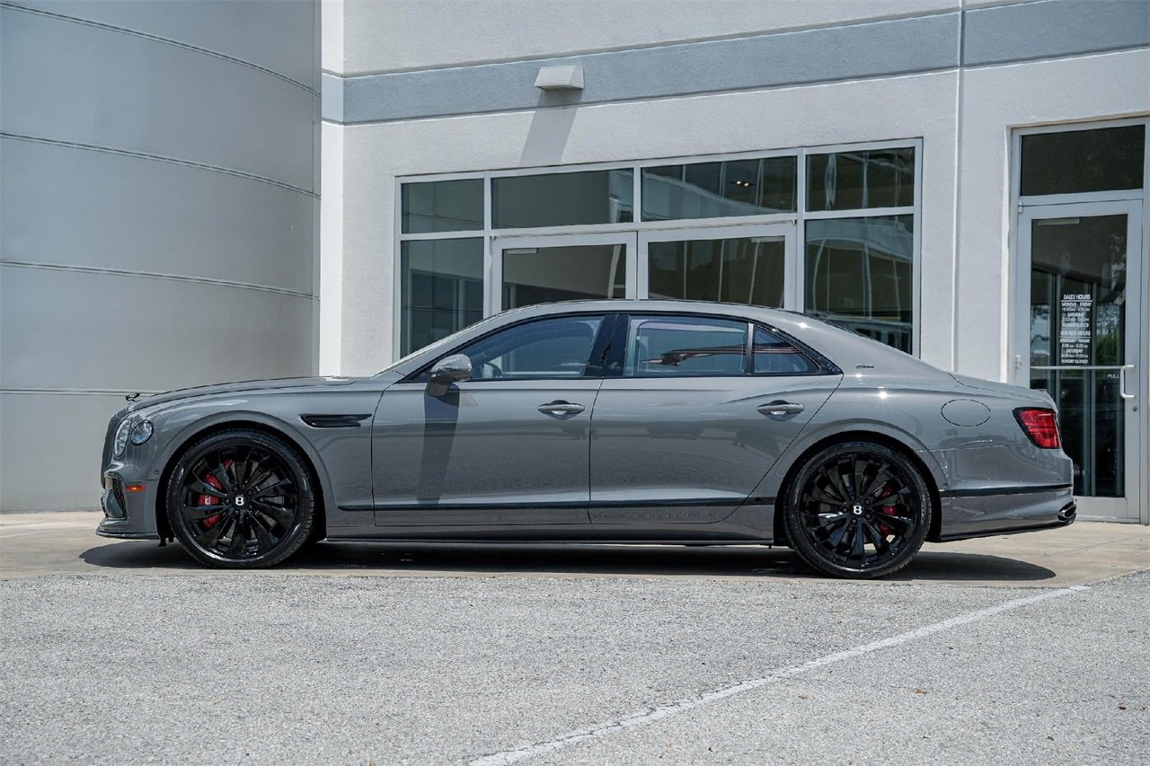 New 2025 Bentley Flying Spur Plug-In Hybrid image 10