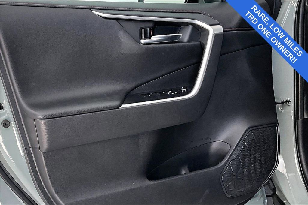 Used 2020 Toyota RAV4 TRD Off-Road image 23